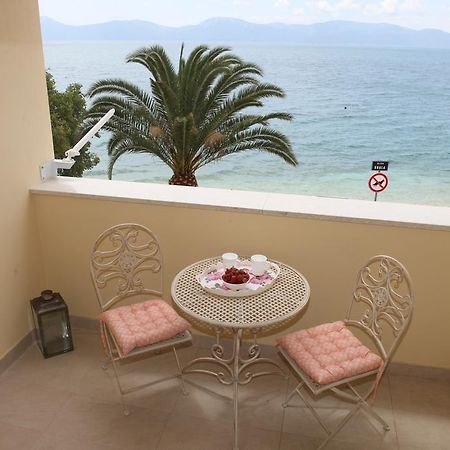Apartments Mare Gradac  Exterior photo
