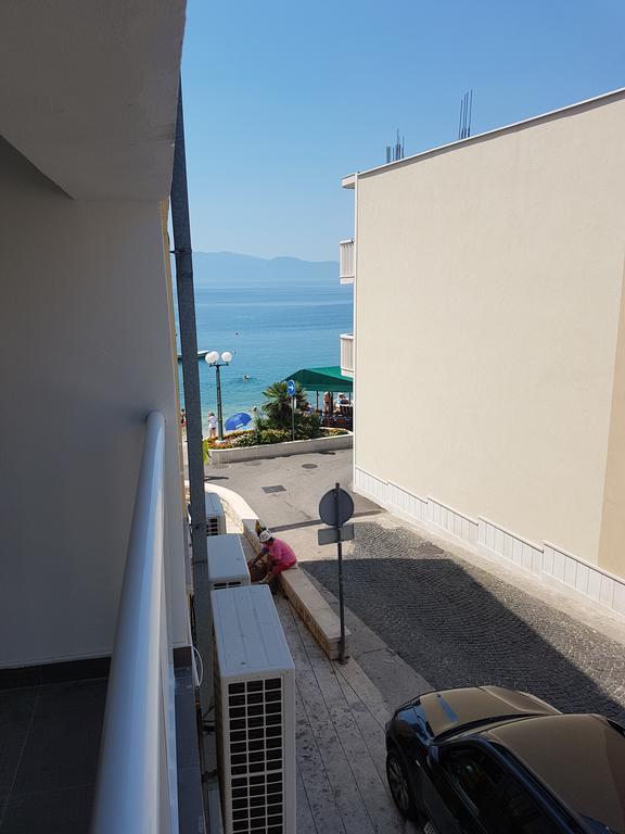 Apartments Mare Gradac  Exterior photo